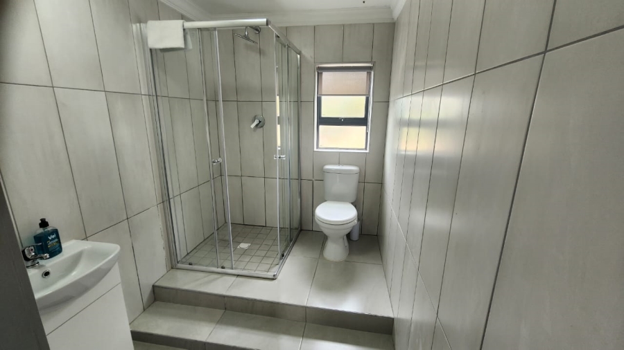 5 Bedroom Property for Sale in Tergniet Western Cape